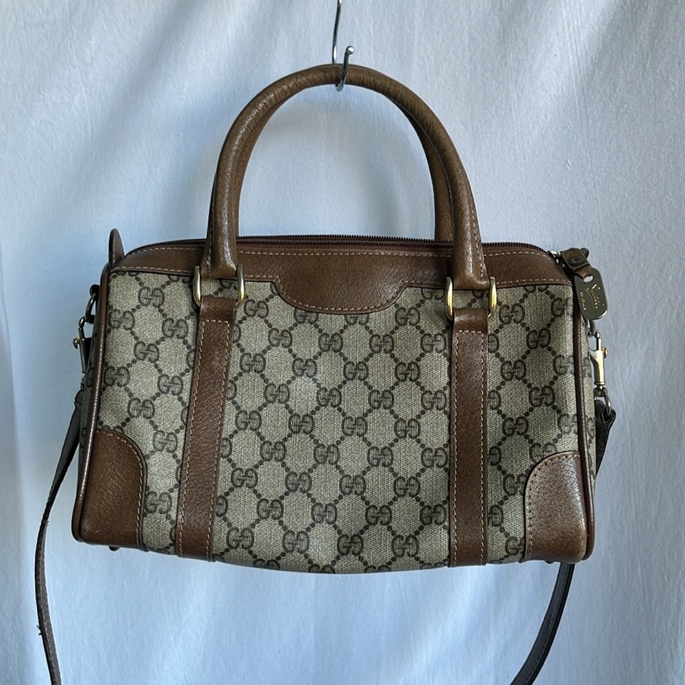 VINTAGE Gucci Supreme Boston 25 monogrammed bag
